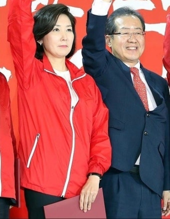 홍준표 “나경원 시원한 얘기, 품위 있는 지적”…극찬