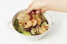 ‘해물보리 누룽지탕’ 구수하게 한 그릇 “살찔 걱정 없어요”