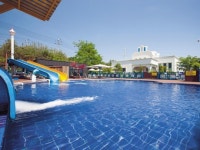 풀빌라 워터슬라이드…고래상어와 교감… 5월, 아이들 신났네~