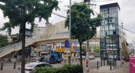 강서구 가곡초교 앞 보도육교 승강기 교체
