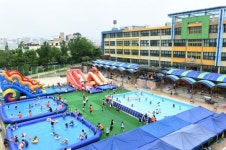 학교운동장이 물놀이장으로 변신… ‘찾아가는 물놀이장’