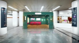 지하철 공덕역 플랫폼이 갤러리로?