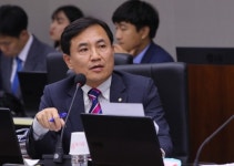 김진태 김좌진 빼고 이동휘?…독립운동가 선정 수시전형 있나?