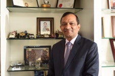 마힌드라 고엔카 쌍용차 사장 보름 앞당겨 방한한 이유는