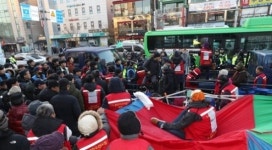 동작구청, 노량진역 인근 불법노점 행정대집행