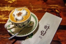 집콕 때 도깨비, 별그대 다시보기 자극하는 ‘그 곳’ 이야기