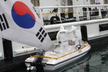 태안보트 밀입국자 검거…삼척항 사건 이어 경계실패 또 현실로