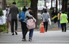 서울 돈암초, 등교수업 중지…야간당직자 ‘코로나19’ 확진