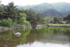 ‘힐링 욕망’ 막을 수 없다면…언택트 안전코스로…