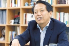 [반환점 돈 민선 7기 - 이성 구로구청장]“남구로역 일대 인력시장 공설화해야…구로구 녹색도시·스마트도시로 거듭나”