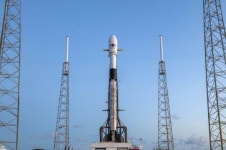 [속보]한국군 최초 군사위성 발사 성공