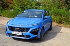 [정찬수의 시승기 - 더 뉴 코나] SUV로 구현한 ‘펀카’…경쾌한 초반 가속에 응답성도 합격