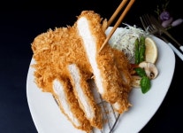 “잘 먹었습니다” 동명카츠, 매달 카츠데이 연다