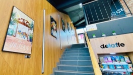 편의점으로 달려가는 이유가 또 있네…우리동네 아트갤러리로 변신