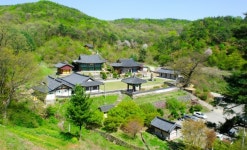 신흥도시 세종시에 첫 건축문화재 생긴다…비암사 보물 예고