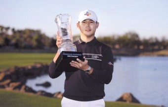 3년8개월 만이야!…김시우, 3번째 우승컵