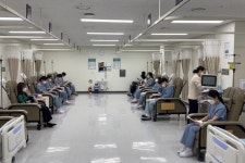 성남시의료원, 의료진 코로나19 백신 접종