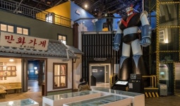 ‘봄내’ 춘천 가는 노란 봄길, 파란 물길, 그리고 기찻길