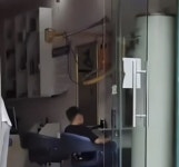 “머리 맘에 안들어”…미용실로 경찰 부른 철없는 중국 소년