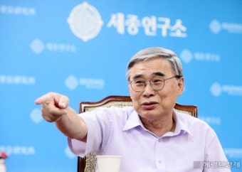 이종석 “文정부와 이재명 대북정책 가장 큰 차이는 실행력”