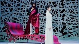 시공간 초월…정조와 햄릿이 만났다