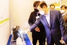 김윤 삼양홀딩스 회장 "연구소가 성장 원동력 돼야"