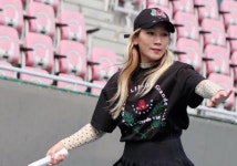 ‘골때녀’ 요니P “코로나 아무것도 아니다? 난 아버지 잃었다”