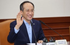 추경호, 전직 경제부처 장관들과 오찬…“선배들 혜안 구했다”