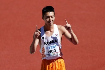 '스마일점퍼' 우상혁 또 날았다…세계선수권 공동 1위로 결선진출