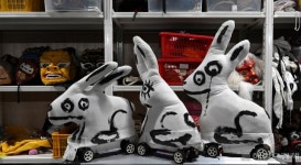 85㎏ 나귀부터 ‘국립극장의 라이거’ 호랑이탈까지…‘무대의 역사’