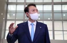 尹 “절대 쇼 연출 말라”…‘회의 생중계’, 대통령이 밀어붙였다