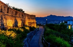 궁과 낙산, 서울 문화유산 호젓한 ‘가족 도보여행’ 론칭