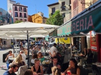 마드리드 맨날 장날? 시끌벅적 전통시장 음식 발달