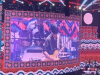 ‘49만 5000원~1700만원’ 가왕 콘서트에 등장한 기타 9개의 비밀