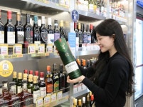 GS25, 희귀 위스키 2023병 장전…계묘년 첫 오픈런 행사