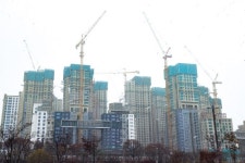 무너진 시행사…올해 분양 시장은 재개발·재건축 시대 [부동산360]