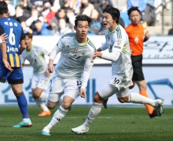 2023 K리그 개막…첫골 주인공은 전북 송민규, 이적생 아마노 AS