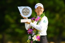 신지애 日여자골프 개막전 다이킨 오키드 우승…JLPGA 통산 29승째