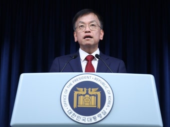 [속보] 대통령실 “美반도체법 세부조항, 우리 기업 中설비 운영 차질없어”