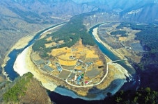 연포마을 휘돌아 감싼 동강이 빚은 ‘한폭의 동양화’