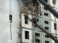 “2살 여아도 죽었다”…러, 새벽 우크라 전역에 미사일 20발 퍼부어