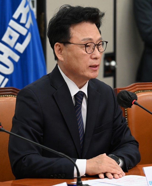 이재명, 자택 출발→현충원 참배→국회 출발…취임식 준비 착수
