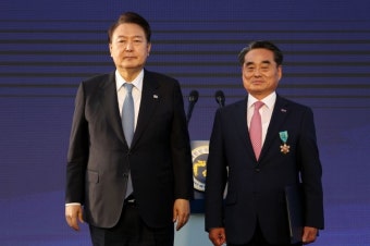 尹대통령·9개그룹 총수 한자리 모여 ‘중소기업인대회’…만찬 메뉴는 ‘치맥’