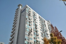 부동산 찐고수는 나홀로 아파트를 노린다…확 넓어진 통합 재건축 [부동산360]