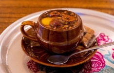 계란노른자 동동차 옆 MZ와인..광진 반전매력 시리즈 [함영훈의 멋맛쉼]