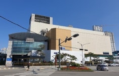 동인천 민자역사 화상경륜장 20년만에 영업 종료… 퇴거 소송 이후 철거