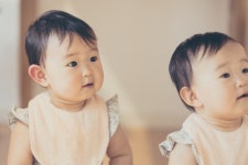 “쌍둥이도 유아차 경사로 이용하고 싶어요”