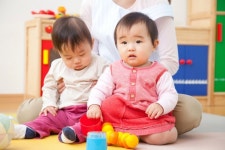 정부, ‘어린이집 0세반’ 장려 혜택에…“도움 되겠지만, 보육 단가부터 높여야”