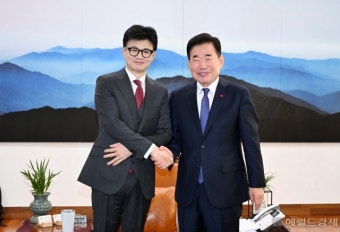 지지율 순풍 ‘한동훈 호’…비대위 인선도 ‘野 운동권’ 대결 프레임