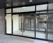 평당 1억 아파트 한강뷰 보러 갔더니 막혔다…반포 대장 단지 너무해 [부동산360]